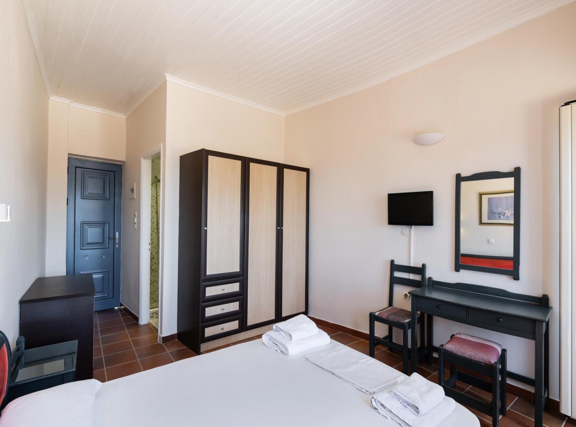 Ionio Hotel Никиана Экстерьер фото