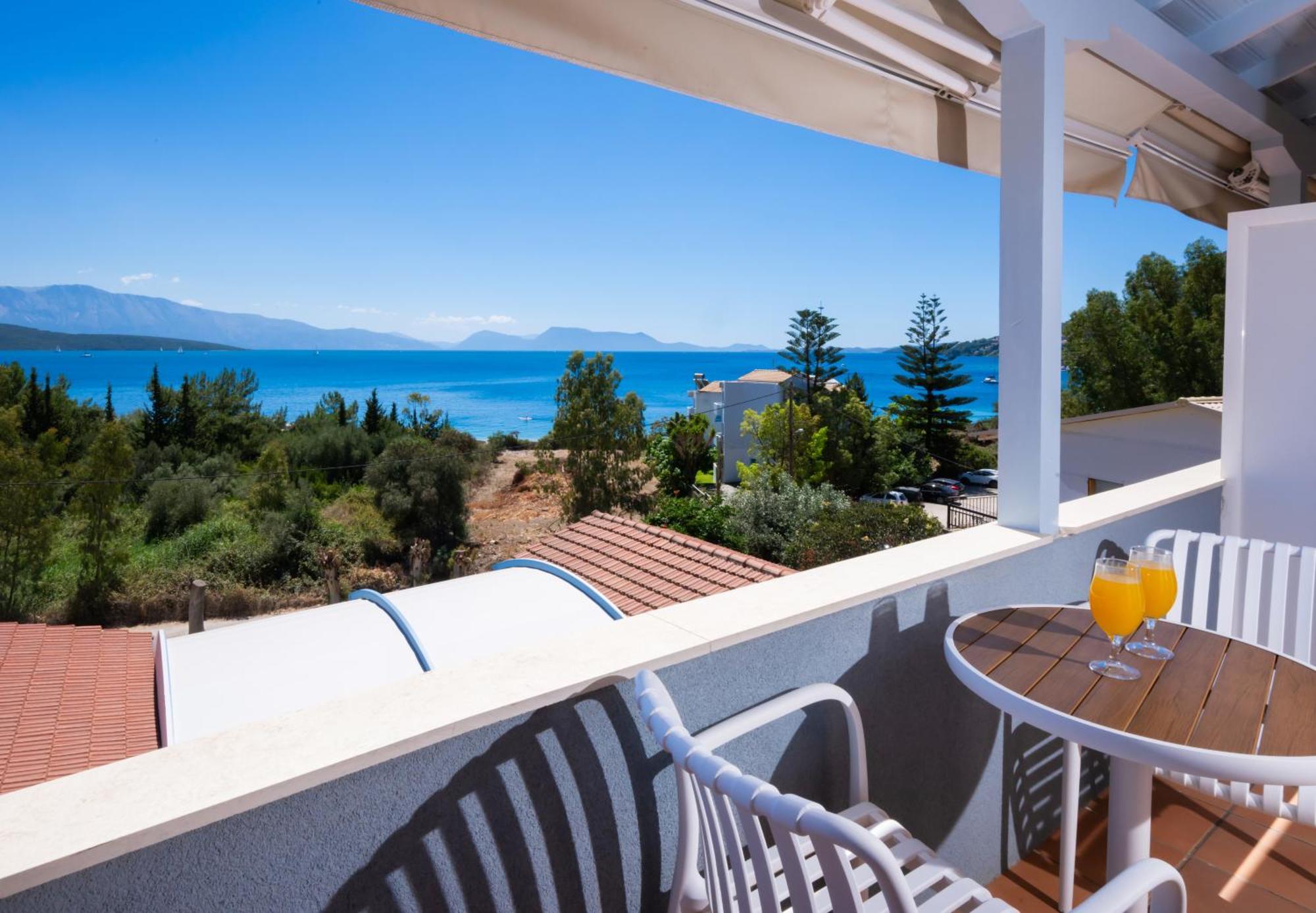 Ionio Hotel Никиана Экстерьер фото